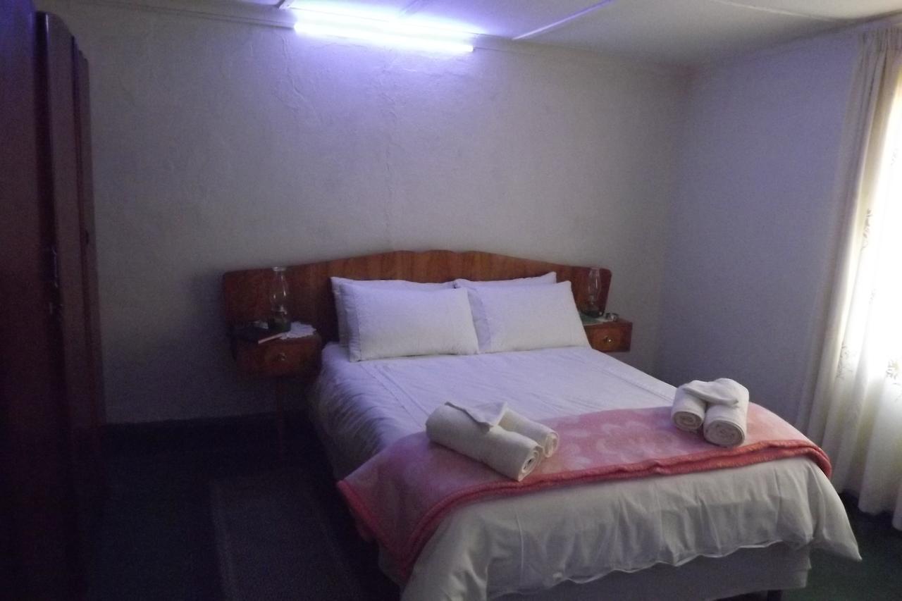 Verbe Farm Accommodation Kamieskroon ภายนอก รูปภาพ