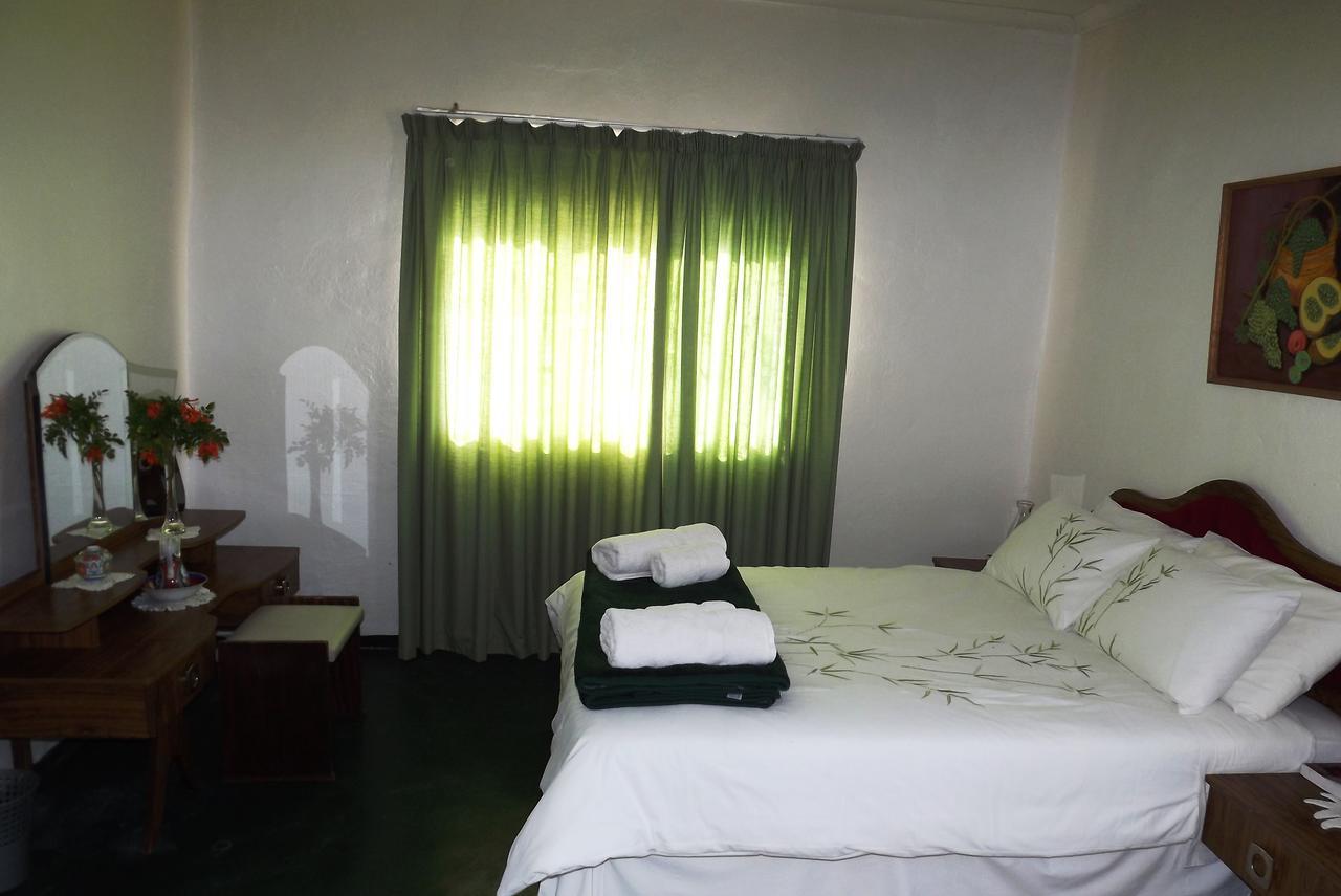 Verbe Farm Accommodation Kamieskroon ภายนอก รูปภาพ